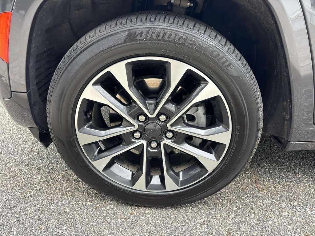 2022 Jeep Grand Cherokee L Overland