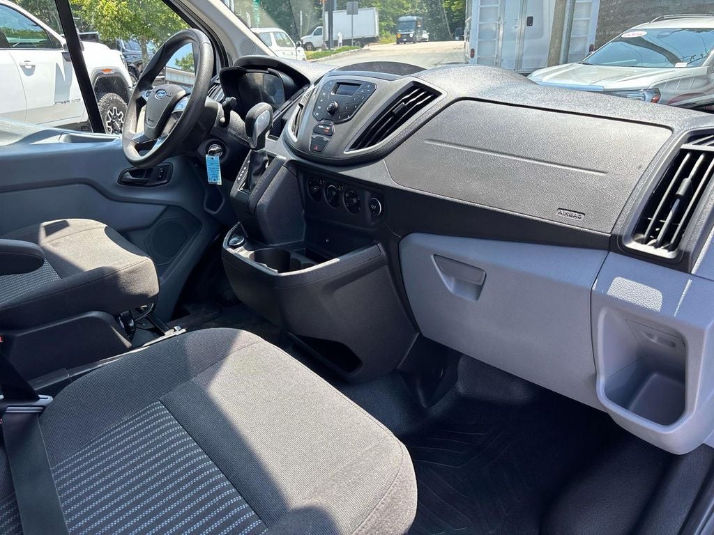 2017 Ford Transit-250 Base