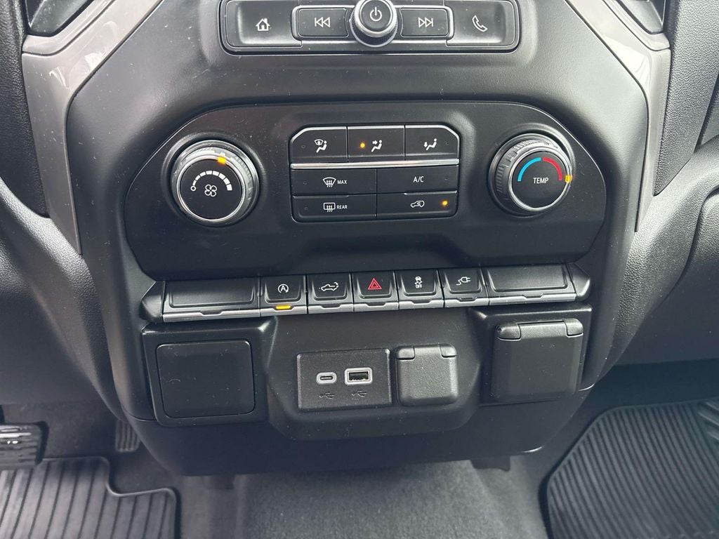 2021 Chevrolet Silverado 1500 Custom