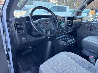 2022 GMC Savana 3500 Work Van