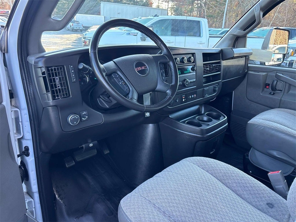2022 GMC Savana 3500 Work Van