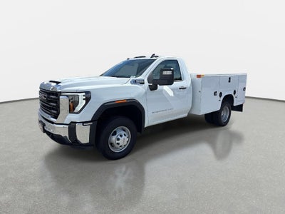 2025 GMC Sierra 3500HD Pro 146 WB