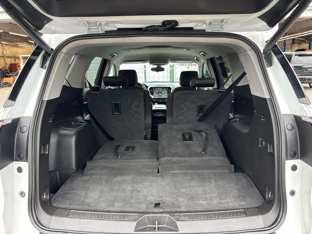 2018 GMC Acadia SLE-2