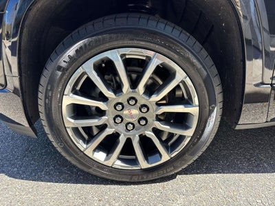 2022 GMC Acadia Denali