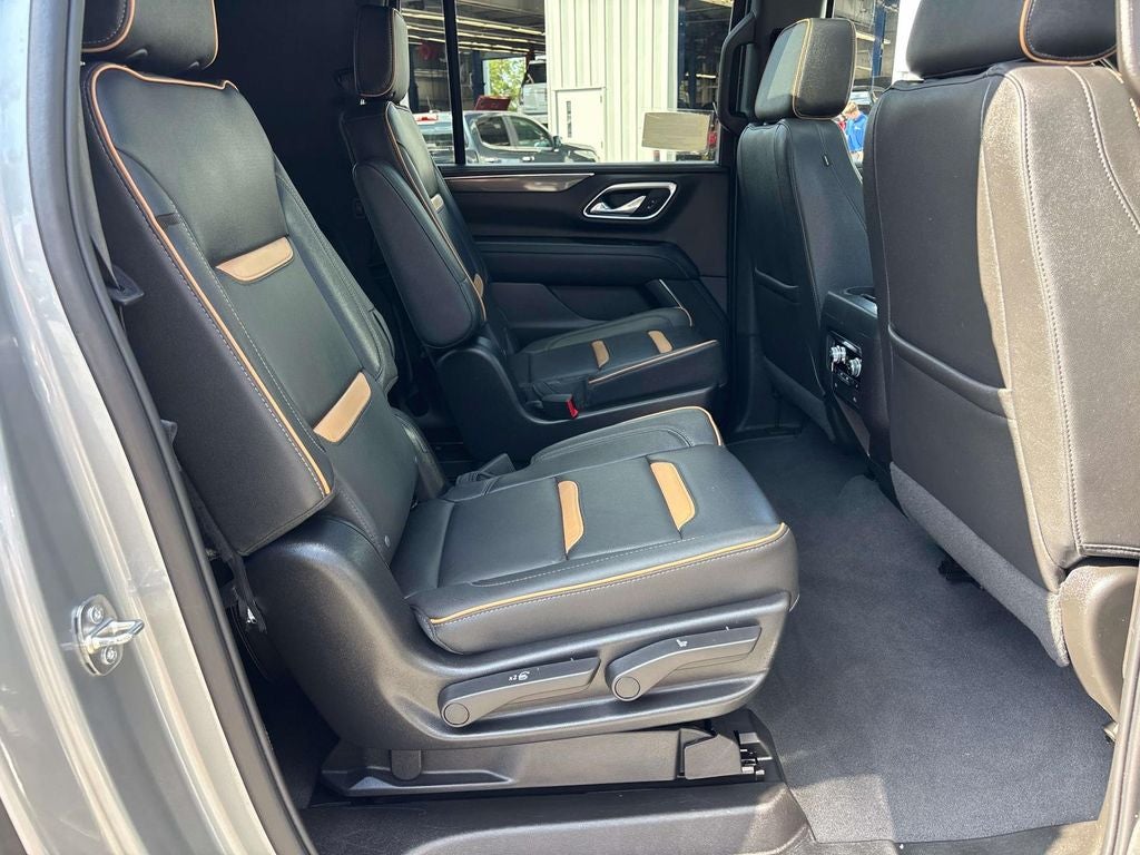 2024 GMC Yukon XL AT4