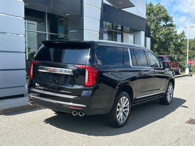 2022 GMC Yukon XL Denali