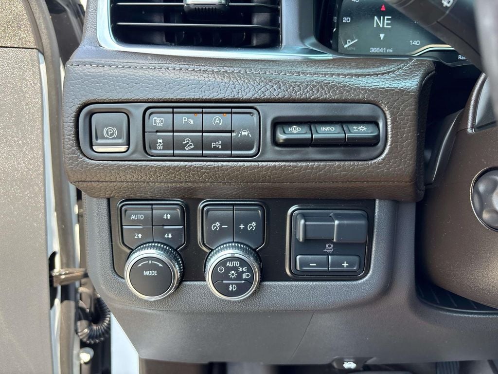 2023 GMC Yukon XL Denali