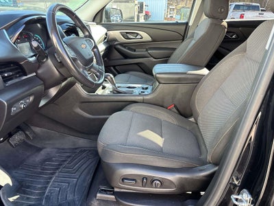 2018 Chevrolet Traverse LT Cloth w/1LT