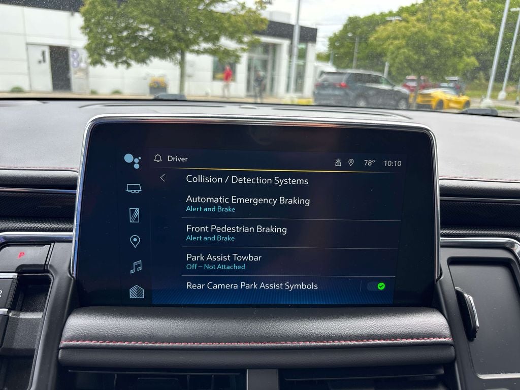 2023 Chevrolet Suburban RST