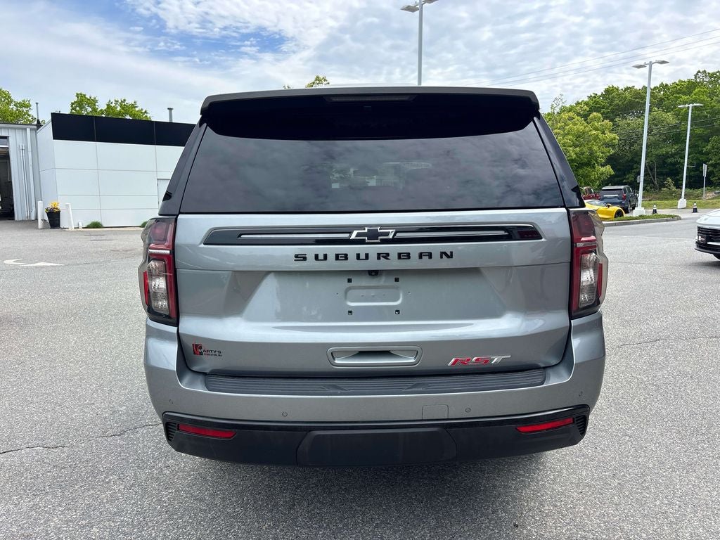 2023 Chevrolet Suburban RST