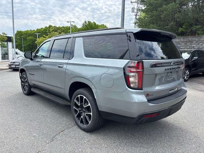 2023 Chevrolet Suburban RST