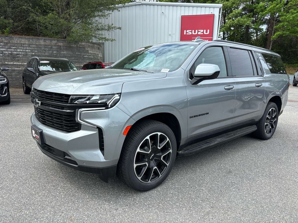2023 Chevrolet Suburban RST