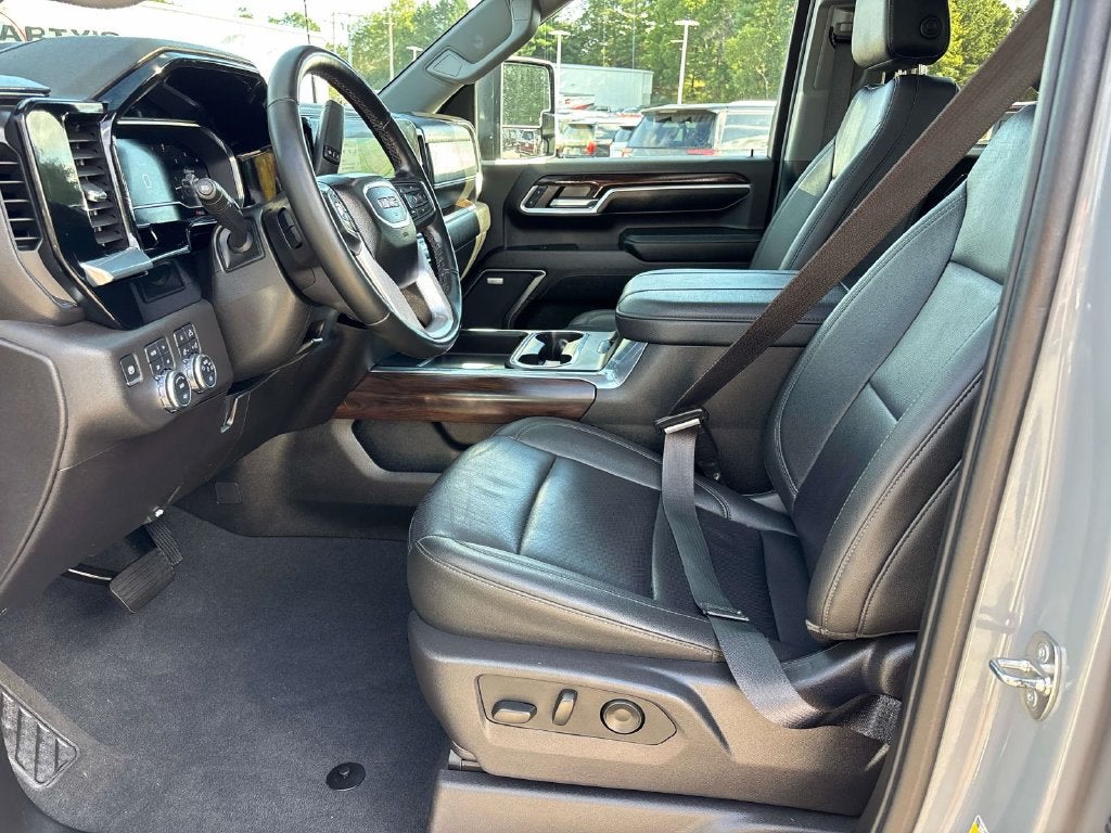 2024 GMC Sierra 2500HD SLT