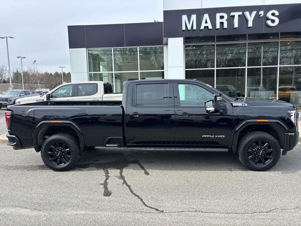 2025 GMC Sierra 2500HD AT4