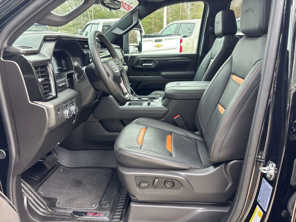 2025 GMC Sierra 2500HD AT4