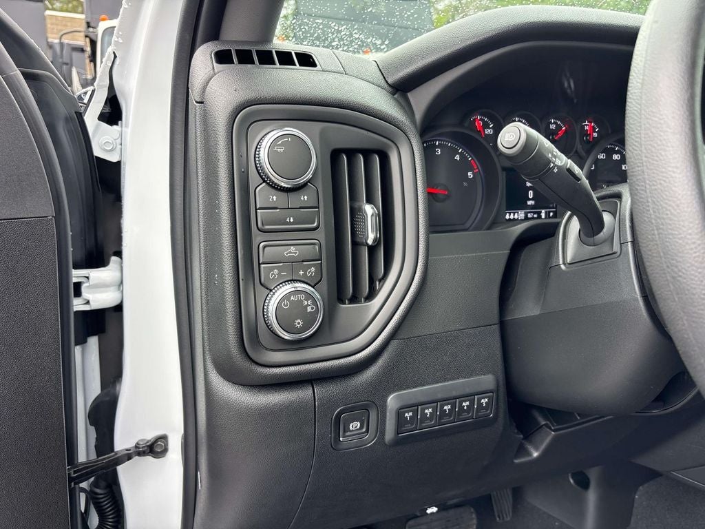 2026 GMC Sierra 3500HD Pro Service Body