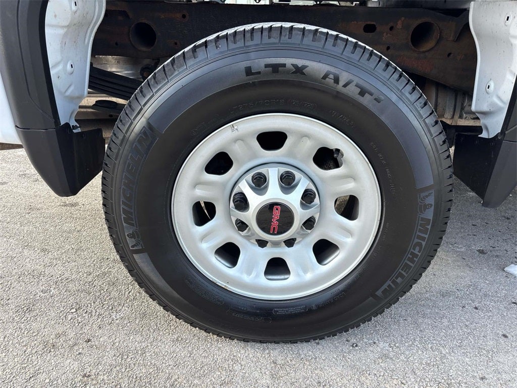 2022 GMC Sierra 2500HD Pro