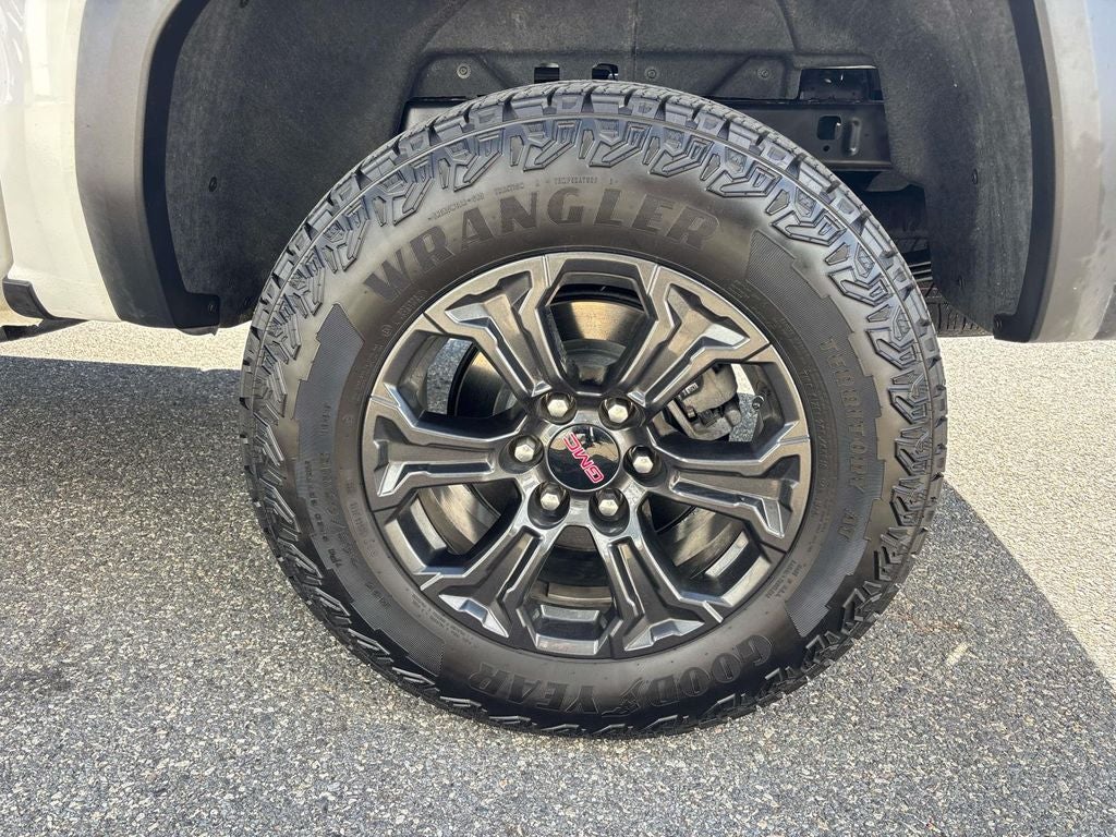 2024 GMC Canyon Elevation