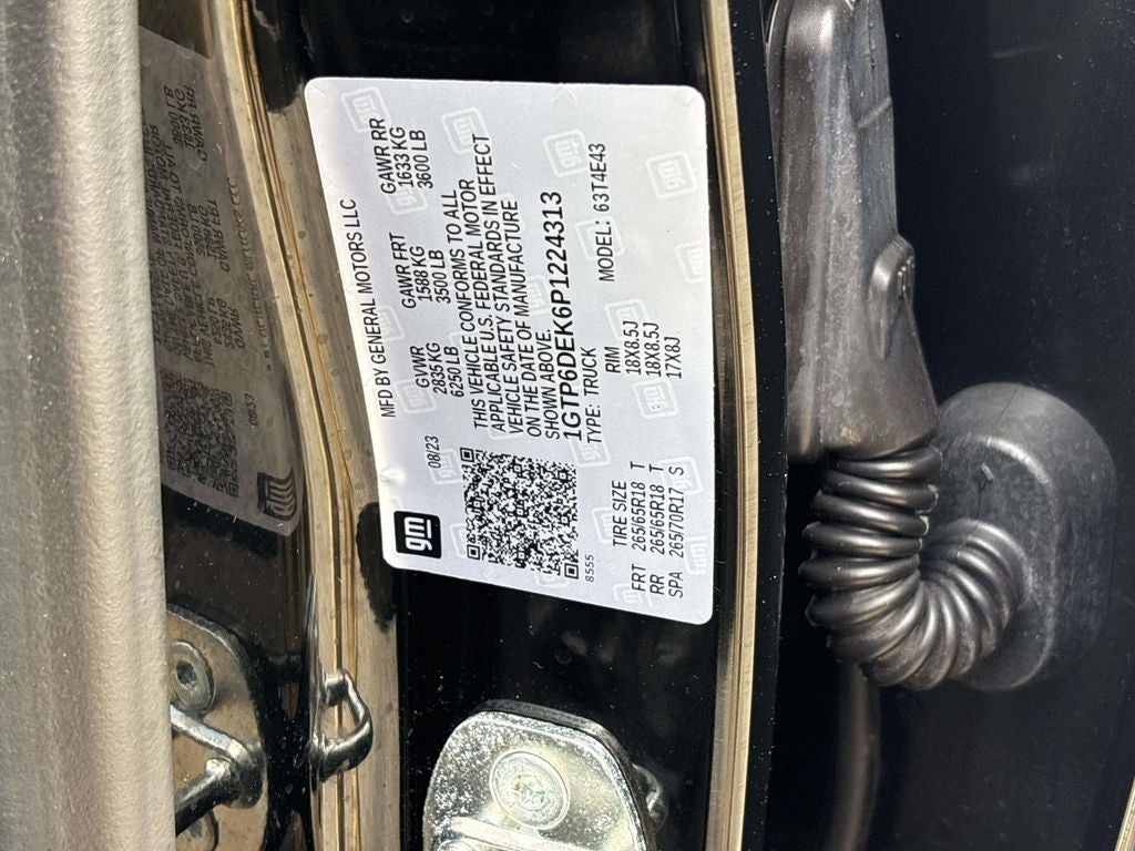 2023 GMC Canyon AT4
