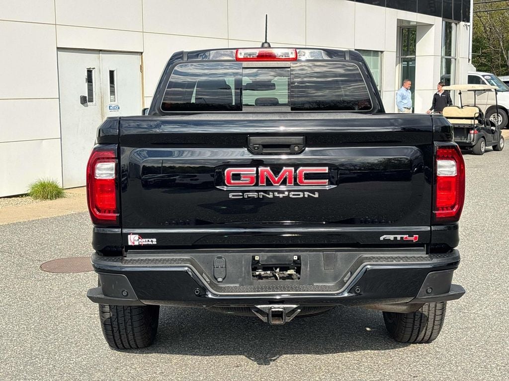 2023 GMC Canyon AT4