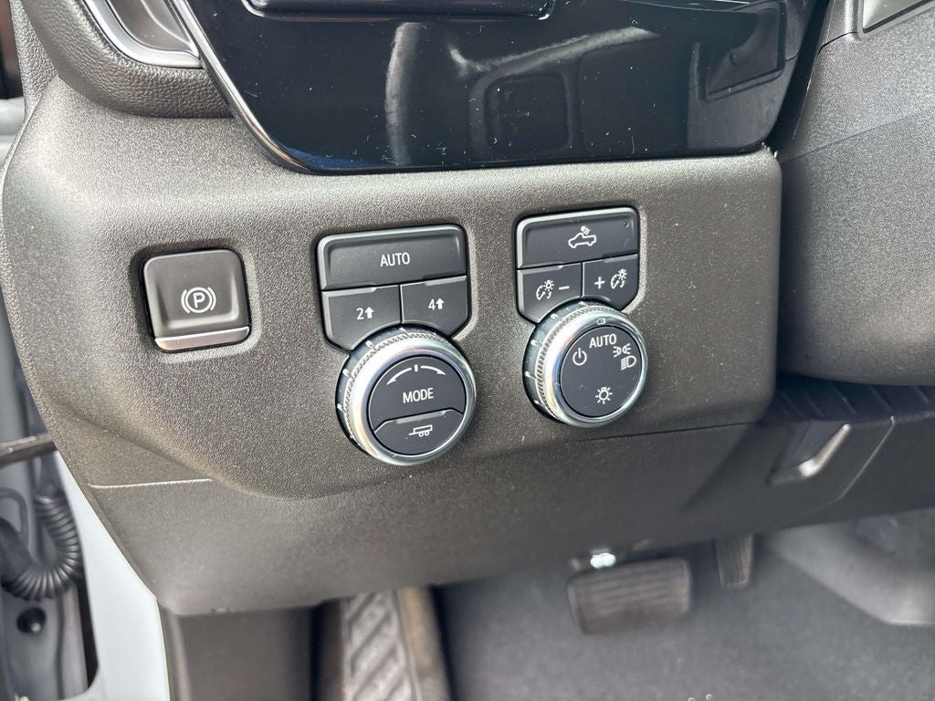 2024 GMC Sierra 1500 SLE