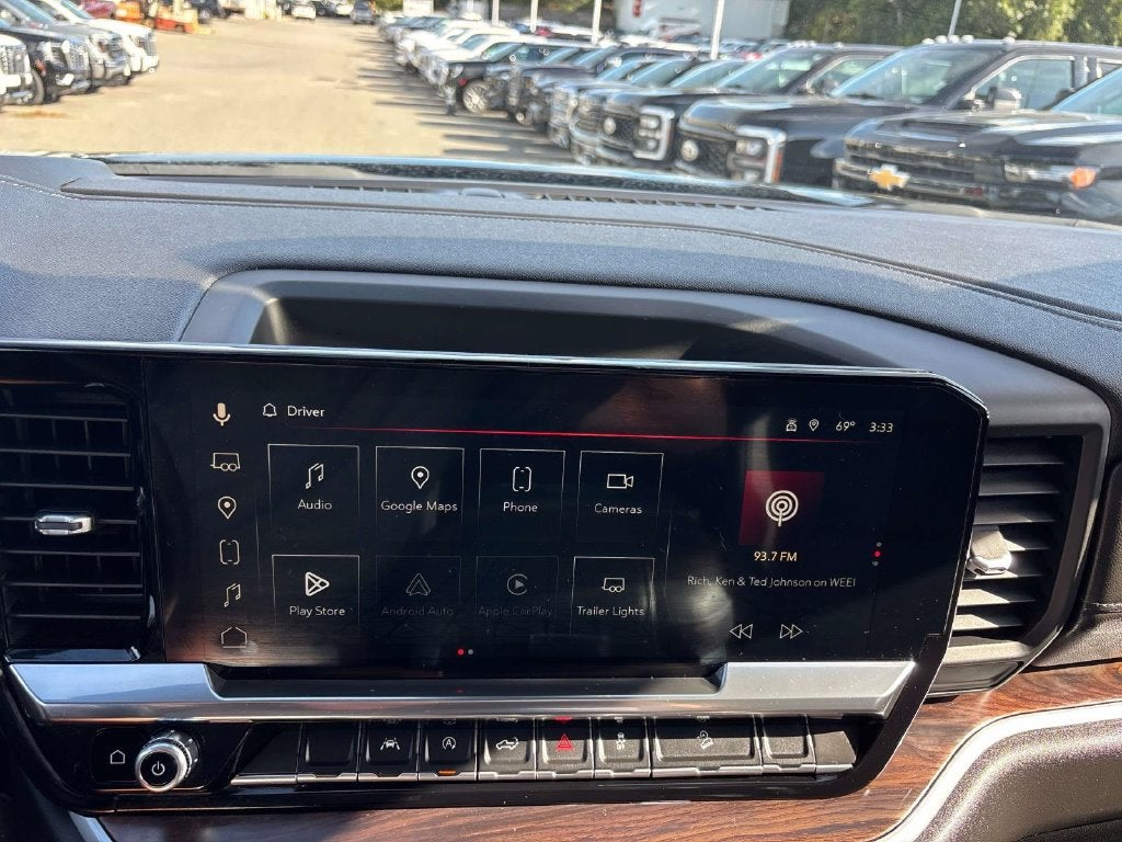 2023 GMC Sierra 1500 SLT