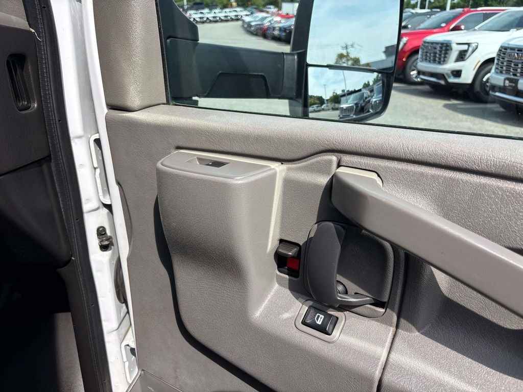 2021 Chevrolet Express Cutaway 4500 Series