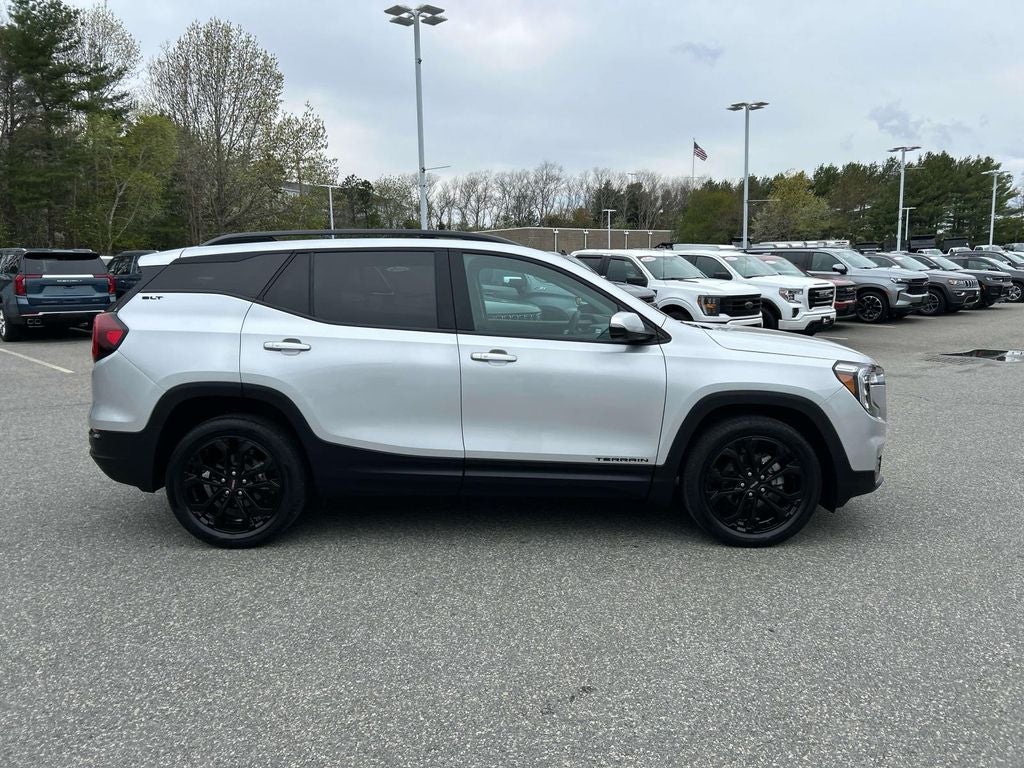 2022 GMC Terrain SLT