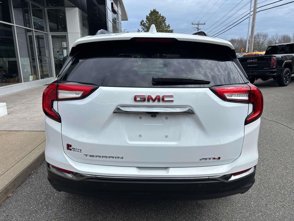 2024 GMC Terrain AT4