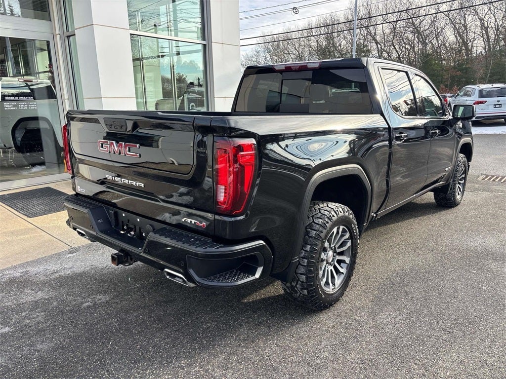 2021 GMC Sierra 1500 AT4