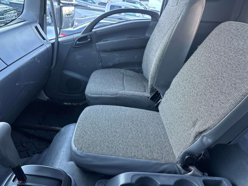 2020 Isuzu FTR FLAT BED