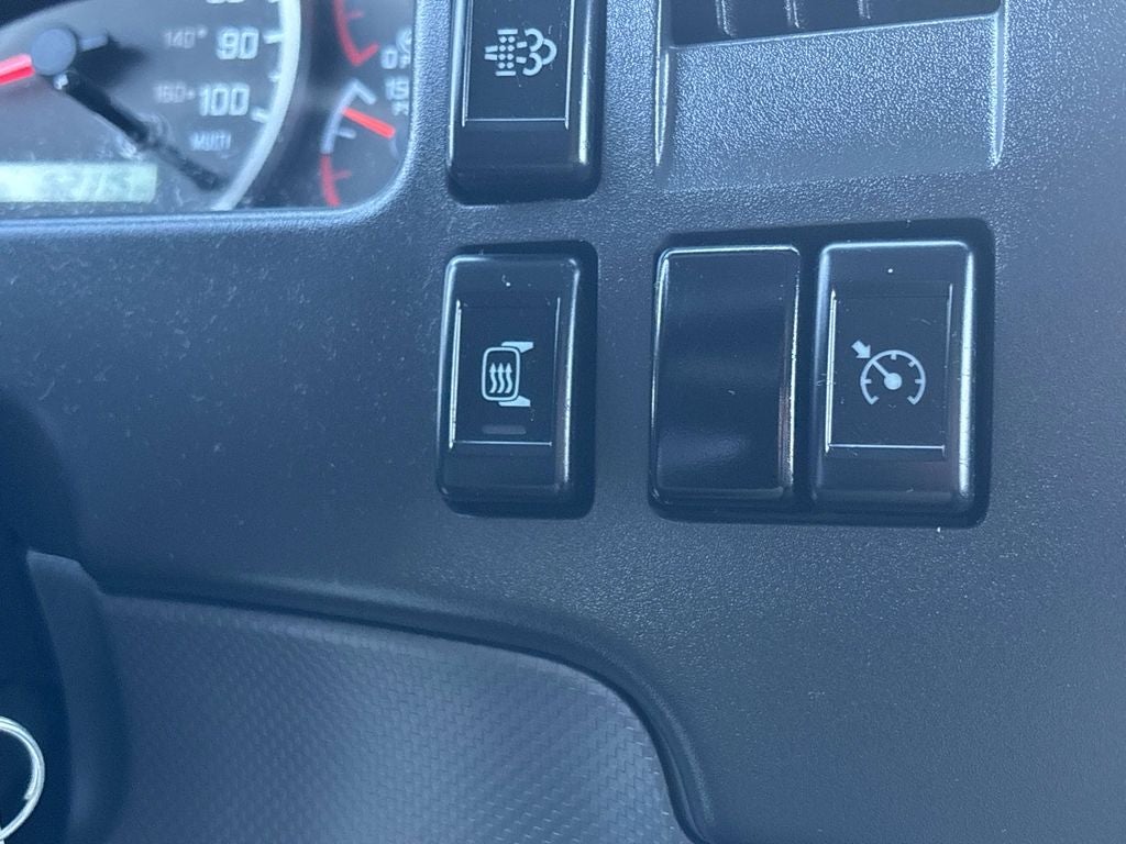 2020 Isuzu FTR FLAT BED