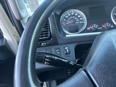 2013 Hino 268 24 FOOT BOX WITH LIFTGATE