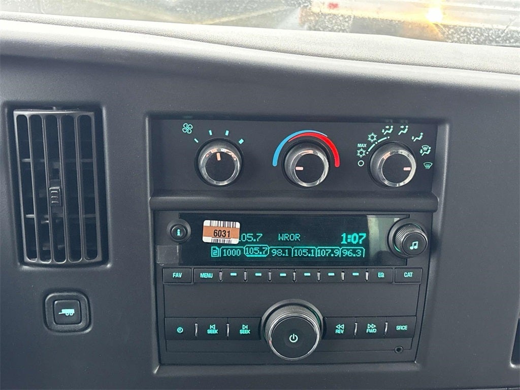 2024 GMC Savana 3500 Work Van