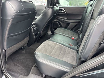 2023 Mitsubishi Outlander Ralliart