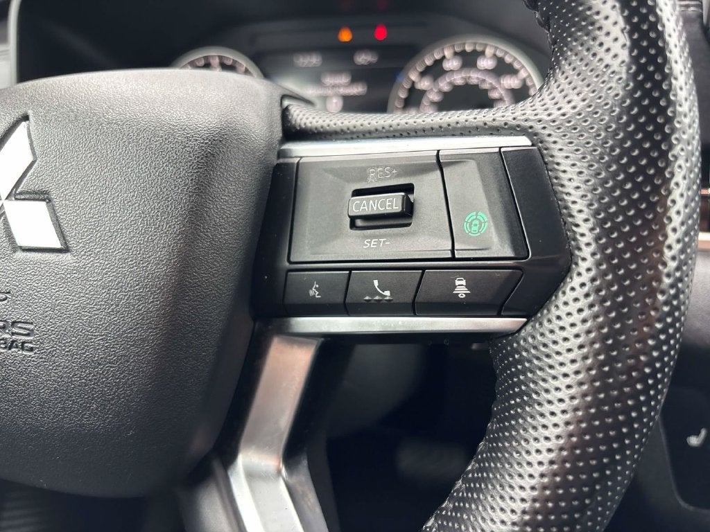 2023 Mitsubishi Outlander Ralliart