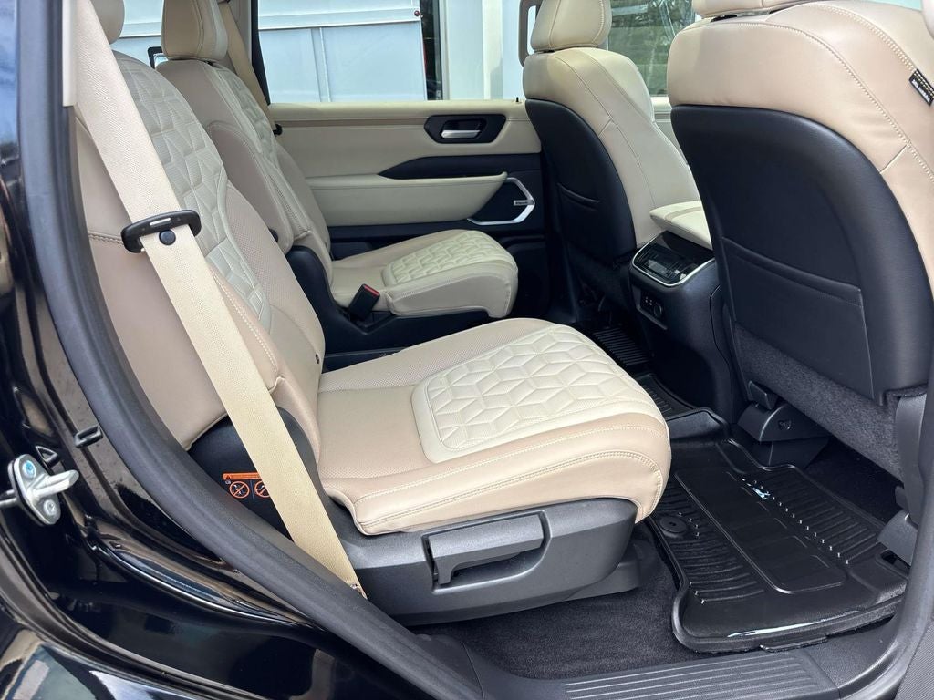 2025 Nissan Armada Platinum