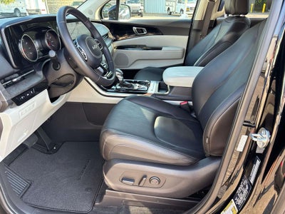 2024 Kia Carnival EX