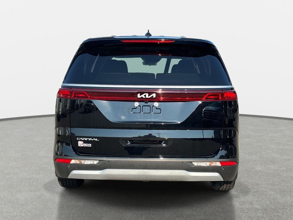 2024 Kia Carnival EX
