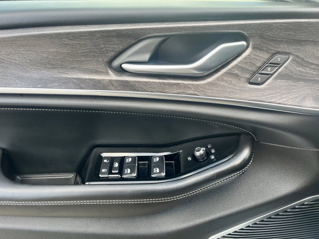 2022 Jeep Grand Cherokee L Overland