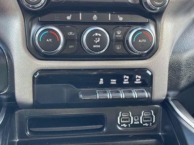 2020 RAM 1500 Big Horn Crew Cab 4x4 5'7" Box