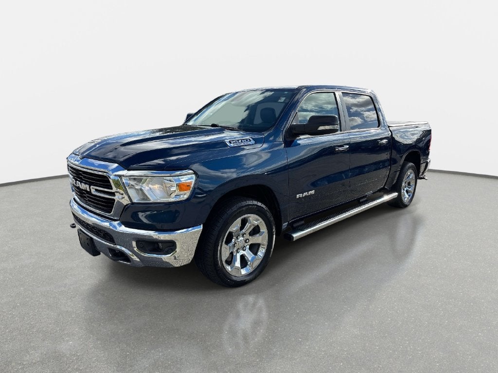 2020 RAM 1500 Big Horn Crew Cab 4x4 5'7" Box