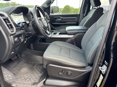 2022 RAM 1500 Big Horn Crew Cab 4x4 5'7" Box