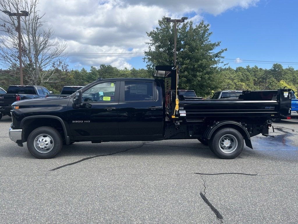 2025 Chevrolet Silverado 3500 HD Chassis Cab Work Truck