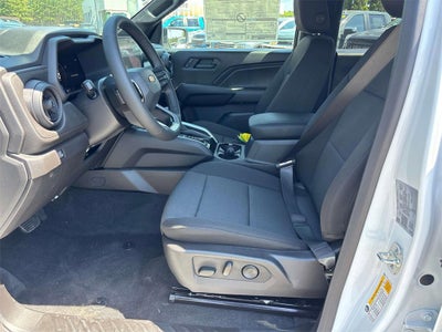 2025 Chevrolet Colorado WT/LT