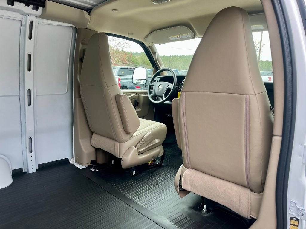 2026 Chevrolet Express Cargo WT