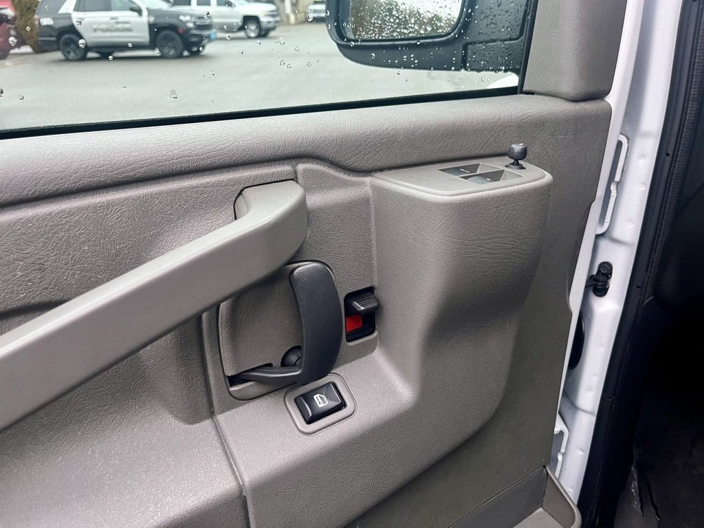 2023 Chevrolet Express Cargo 2500 WT