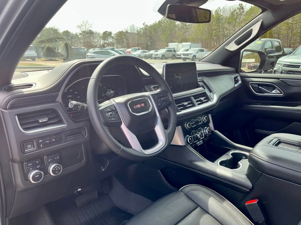 2023 GMC Yukon XL SLT