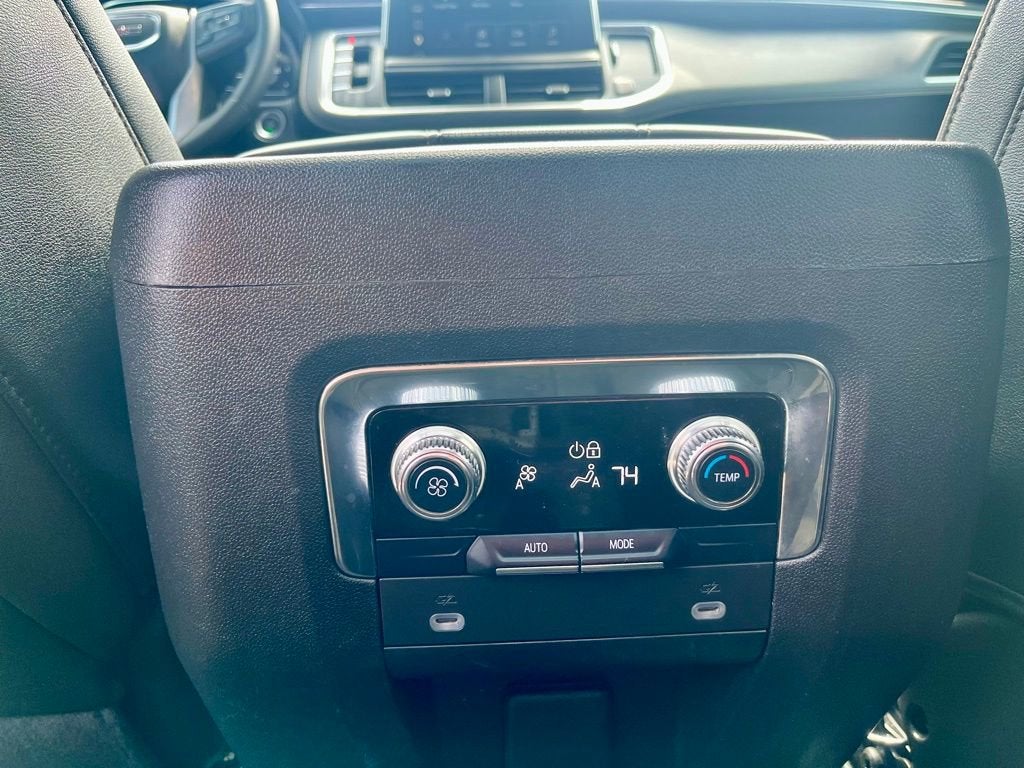 2023 GMC Yukon XL SLT