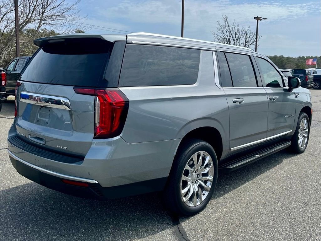 2023 GMC Yukon XL SLT